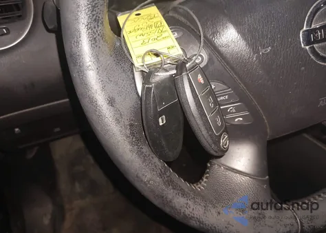 2013 Nissan Pathfinder Sv from USA, damaged, VIN 5N1AR2MM1DC673026